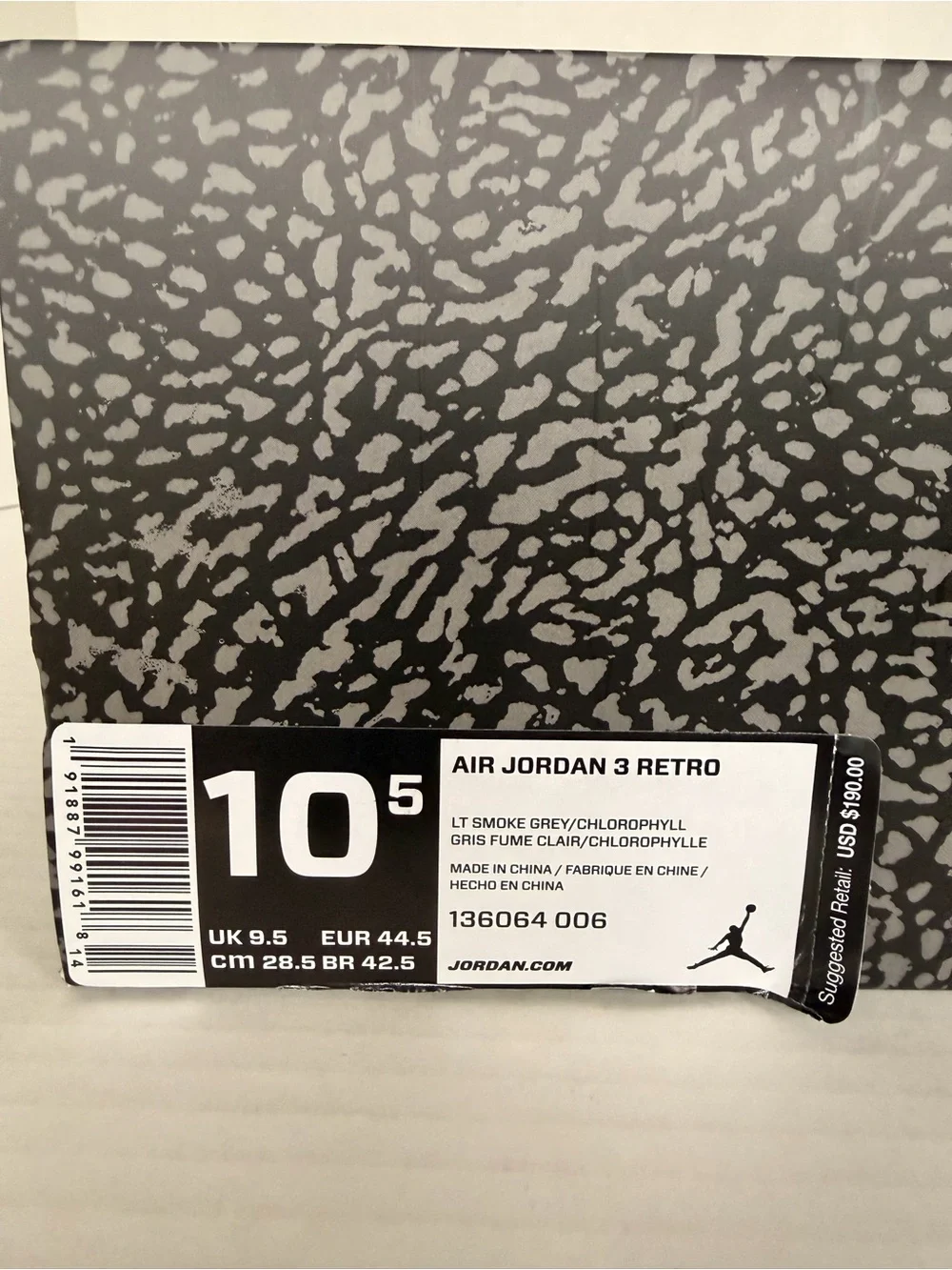 Air Jordan 3 Retro Chlorophyll Light Smoke Grey 10.5 2018 136064-006